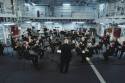 Sjøforsvarets musikkorps ombord KNM i forbindelse med en strømmet konsert under korona.