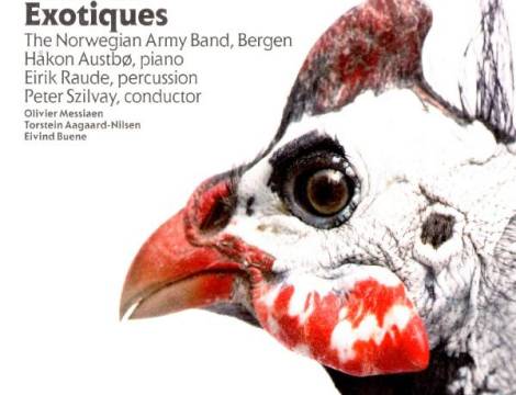 Oiseaux Exotiques - Et album av Sjøforsvarets musikkorps, Eirik Raude (slagverk), Håkon Austbø (piano) og Peter Szilvay (dirigent)