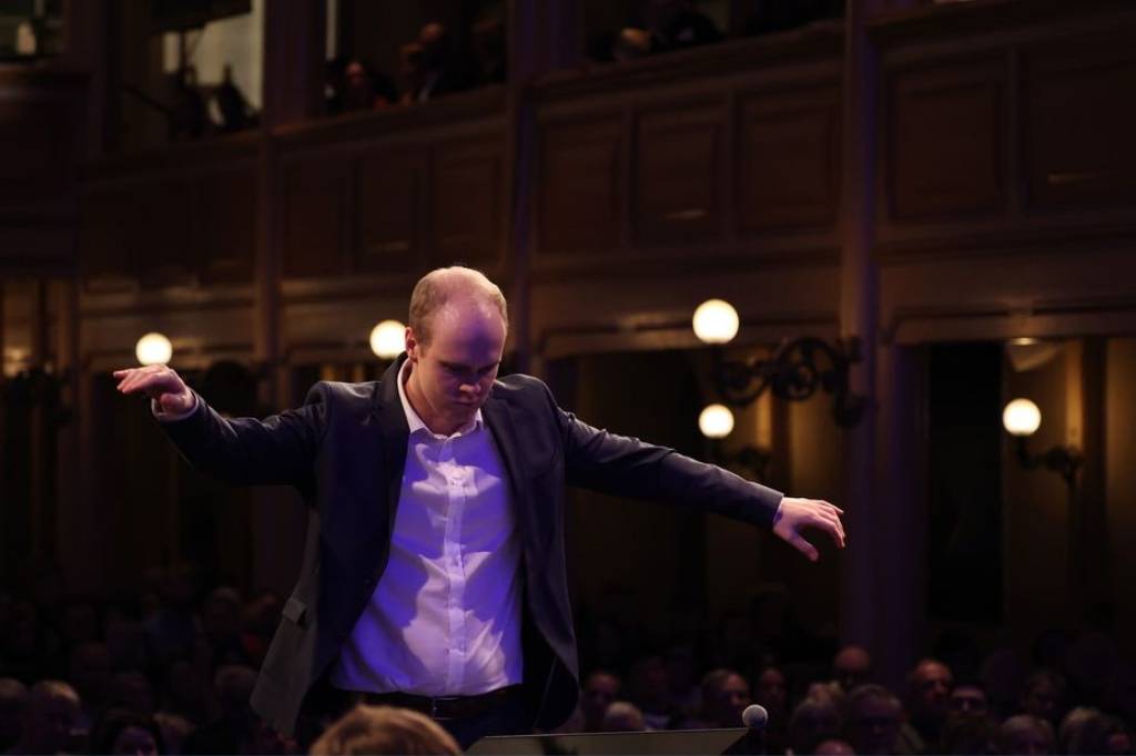 maestro24